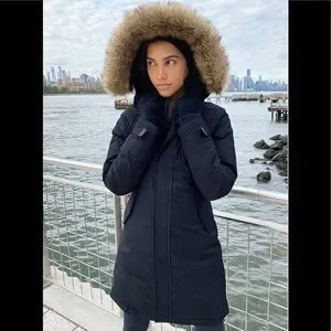 Aritzia Golden by TNA Bancroft Parka Altitude Series | Depop